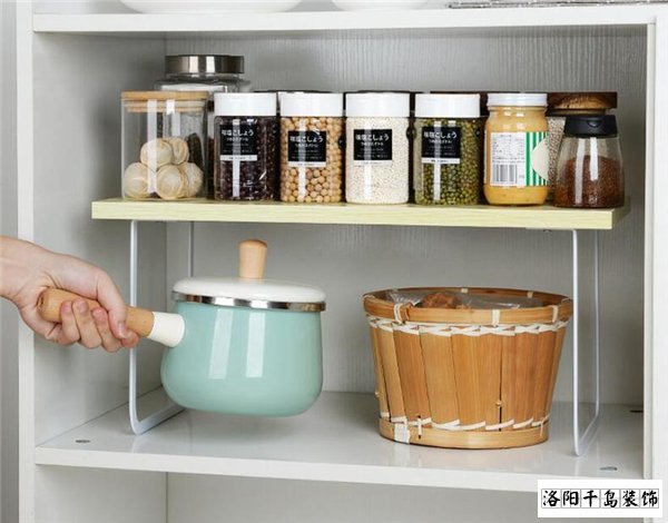 內(nèi)置分層架，櫥柜更能裝